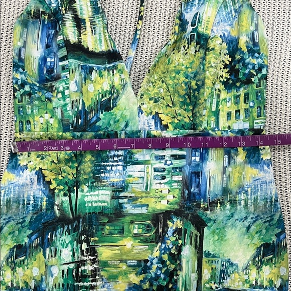 Caribbean Queen Tropical Green and Blue Backless Dress - Picture 5 of 12